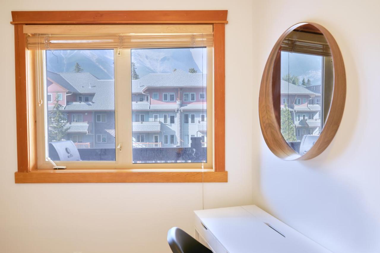 דירות קאנמור Mtn View Escape With King Size Bed With Outdoor Pool - Banff Pass Included! מראה חיצוני תמונה
